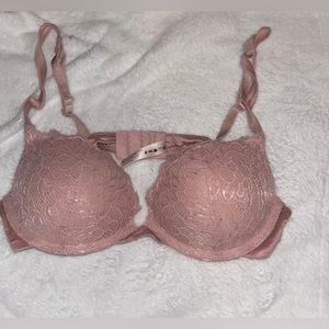 Pastel Pink Lace Push-up Bra